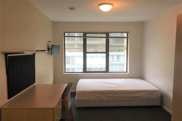 Photo of property in Orange Apartments/victoria Centr, 510/169 The Terrace, Wellington Central, Wellington, 6011