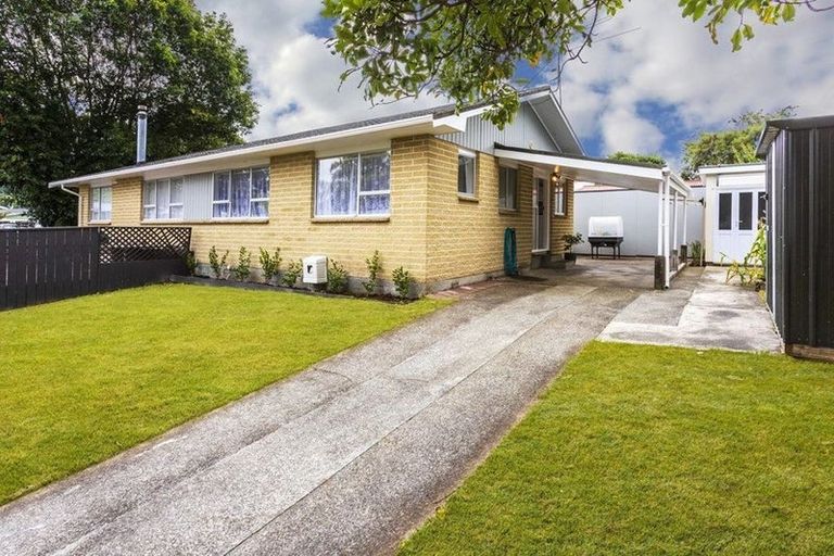 Photo of property in 1 Baltimore Crescent, Totara Park, Upper Hutt, 5018