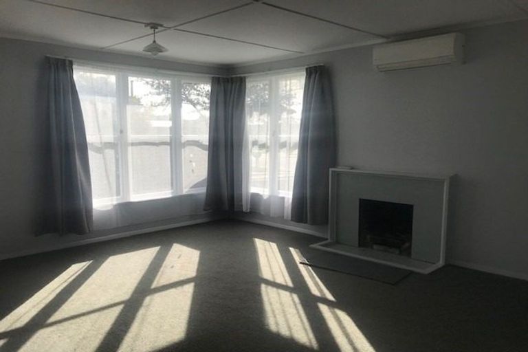 Photo of property in 8 Montrose Place, Flaxmere, Hastings, 4120