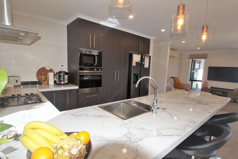 Photo of property in 25 Bill Harvey Drive, Halswell, Christchurch, 8025