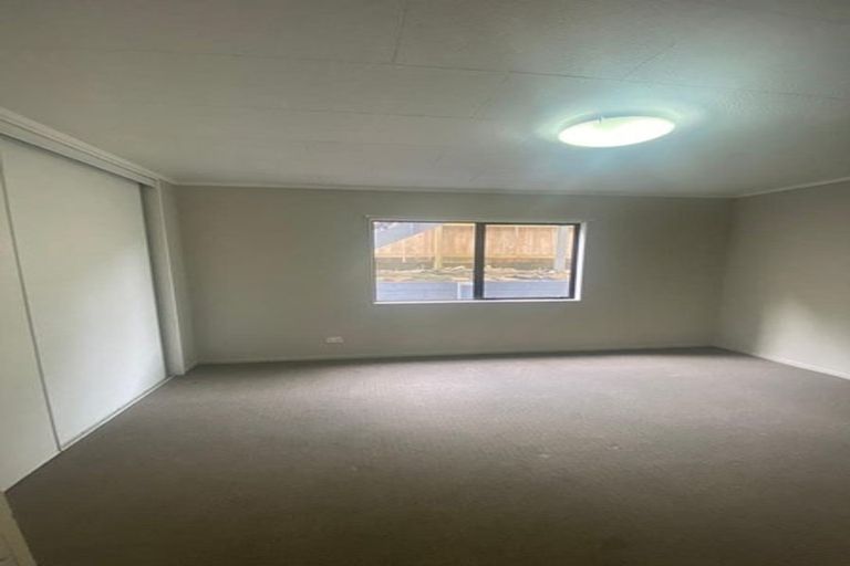Photo of property in 21 Hakea Place, Totara Heights, Auckland, 2105