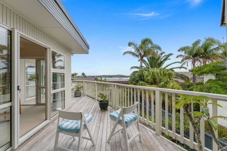 Photo of property in 14 Clyside Avenue, Half Moon Bay, Auckland, 2012