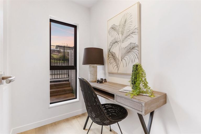 Photo of property in 76b Salamanca Road, Sunnynook, Auckland, 0620