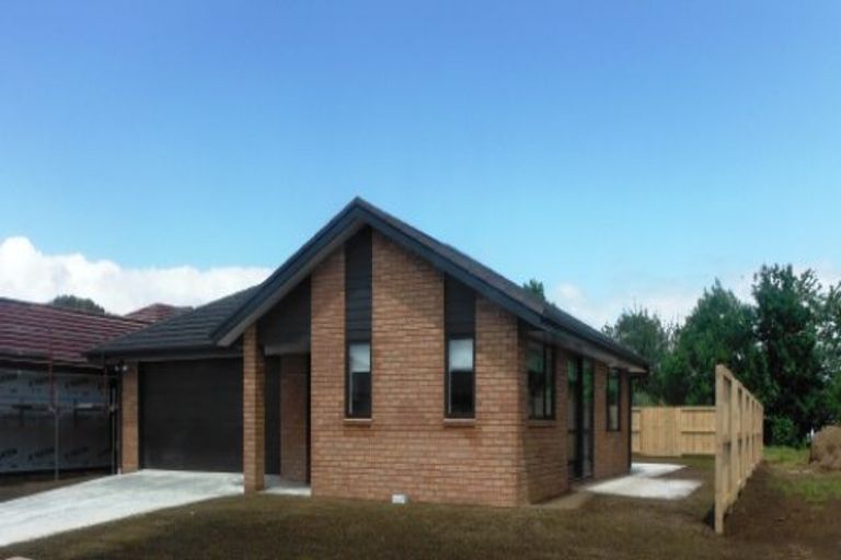 Photo of property in 291 Dixon Road, Fitzroy, Hamilton, 3206