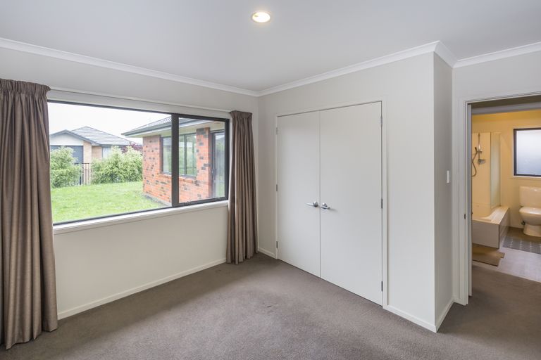 Photo of property in 35 Maclaren Road, Wigram, Christchurch, 8042