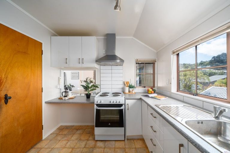 Photo of property in 4b Earp Street, Johnsonville, Wellington, 6037