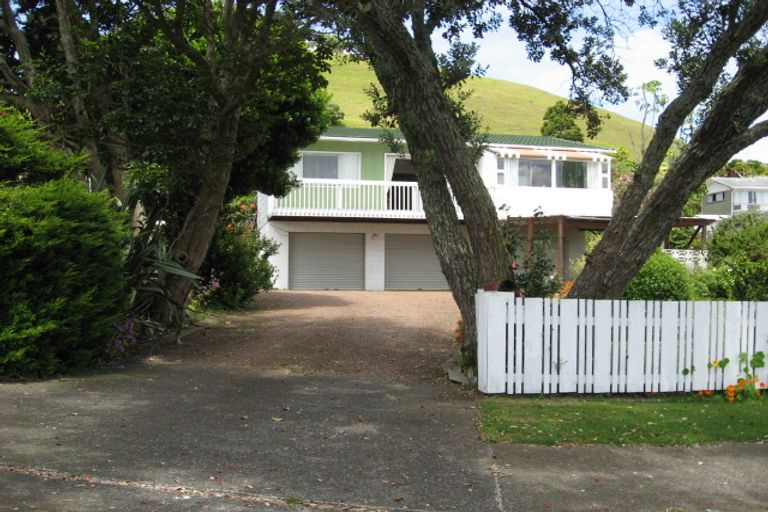 Photo of property in 50 Scott Avenue, Mangere Bridge, Auckland, 2022