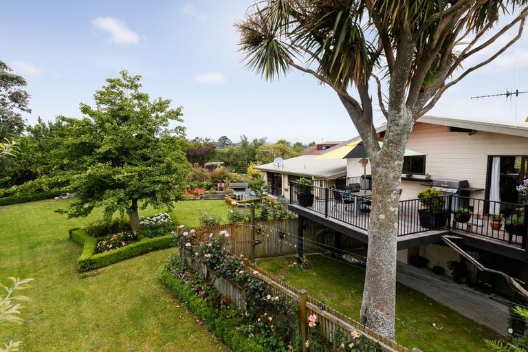 Photo of property in 53 Waterloo Crescent, Hokowhitu, Palmerston North, 4410