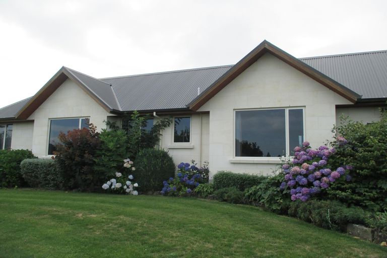 Photo of property in 77 Ribbonwood Road, Geraldine Downs, Geraldine, 7991