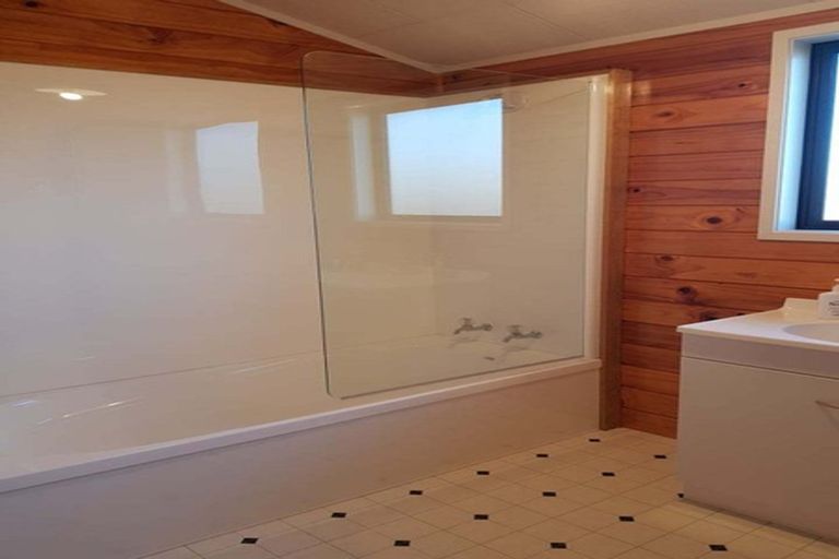 Photo of property in 48 Lawson Burrows Crescent, Te Anau, 9600