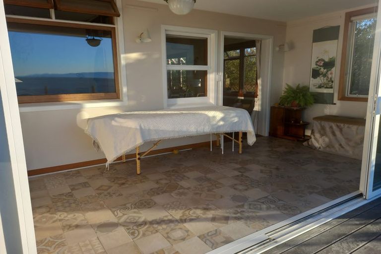 Photo of property in 6 Champion Terrace, Moana, Nelson, 7011