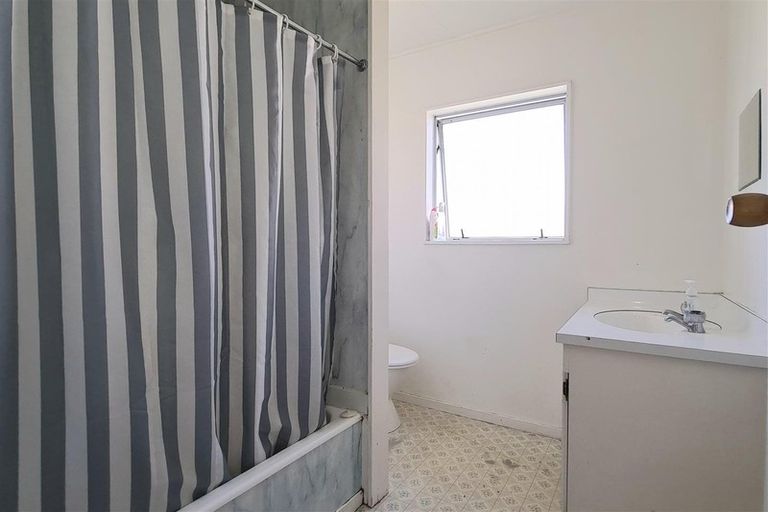 Photo of property in 260a Flaxmere Avenue, Flaxmere, Hastings, 4120