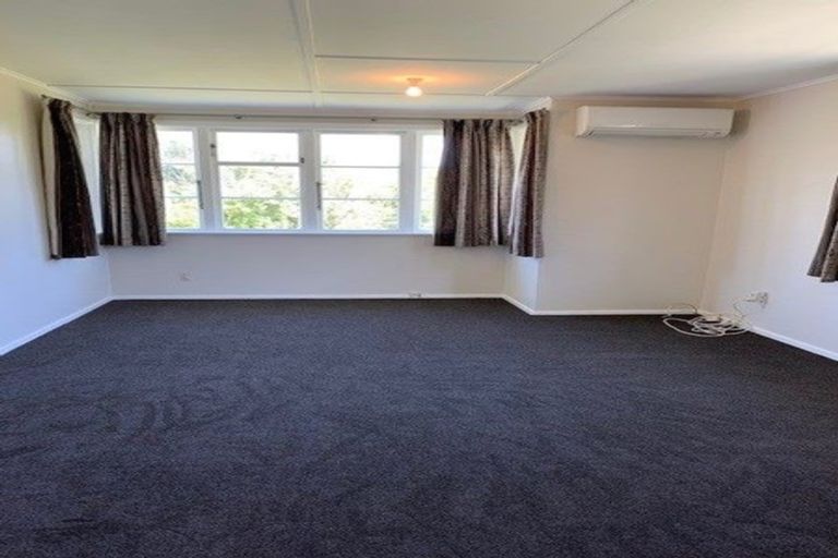 Photo of property in 102 Mckillop Street, Ranui, Porirua, 5024