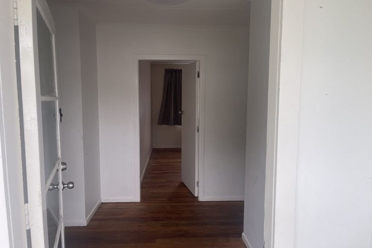 Photo of property in 22 Swansea Street, Cannons Creek, Porirua, 5024