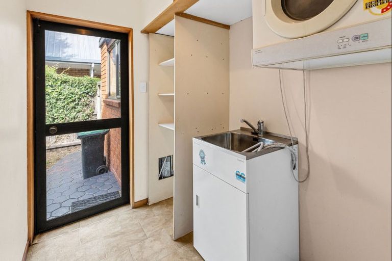 Photo of property in 18 Briarmont Street, Avondale, Christchurch, 8061