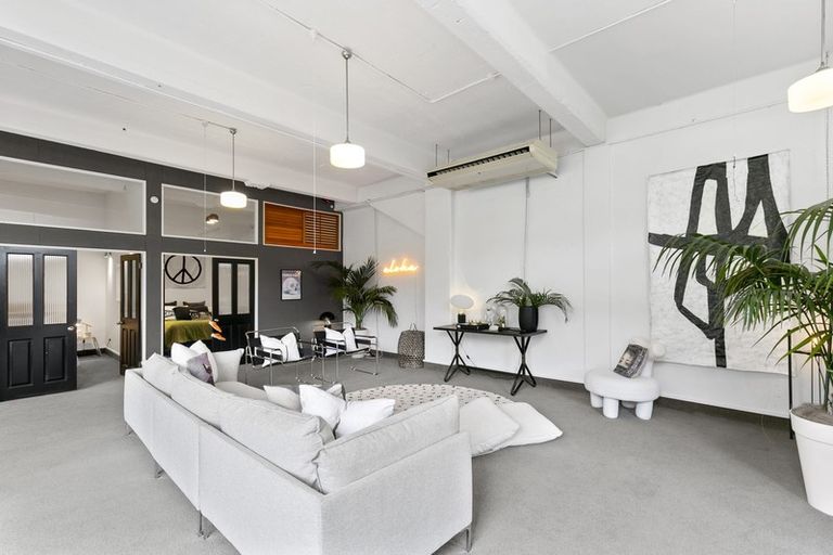 Photo of property in 21au1 Manchester Terrace, Melrose, Wellington, 6023