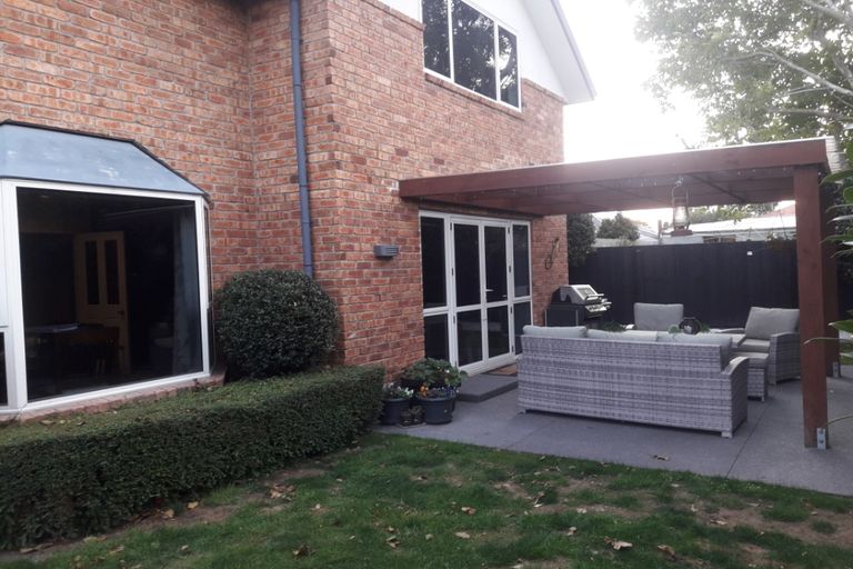 Photo of property in 51a Balrudry Street, Avonhead, Christchurch, 8042