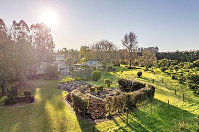 Photo of property in 90 Colebrook Road, Edgecumbe, Whakatane, 3193