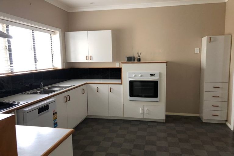 Photo of property in 13 Riverside Drive, Waiwhetu, Lower Hutt, 5010