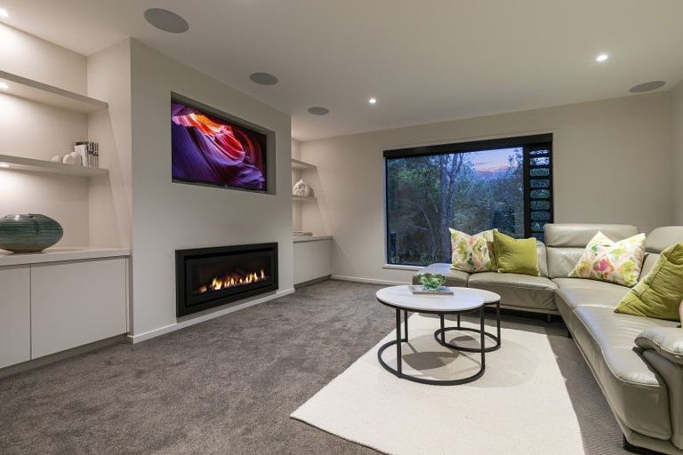 Photo of property in 21b Churchouse Road, Greenhithe, Auckland, 0632