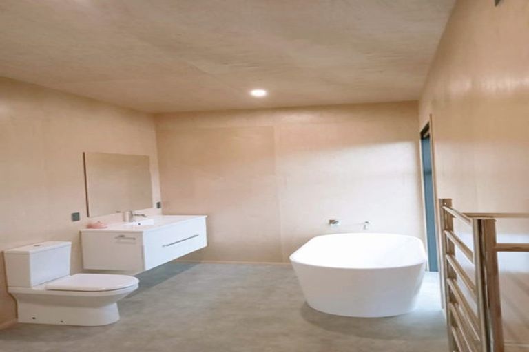 Photo of property in 22 Kittyhawk Drive, Kinloch, Taupo, 3377