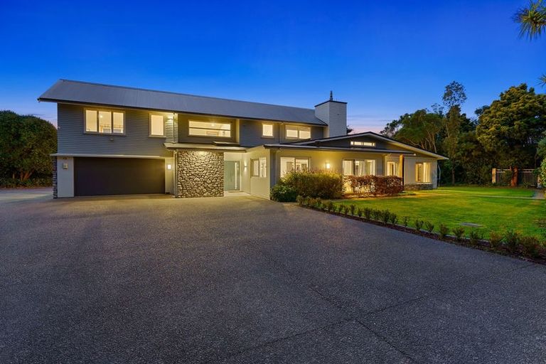 Photo of property in 150 Rangiuru Road, Otaki, 5512