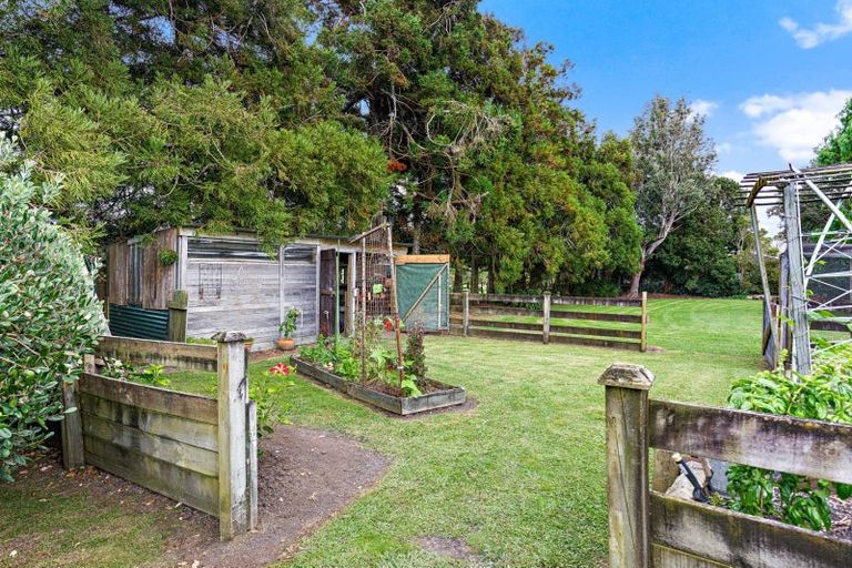Photo of property in 79 Omaha Flats Road, Tawharanui Peninsula, Warkworth, 0986