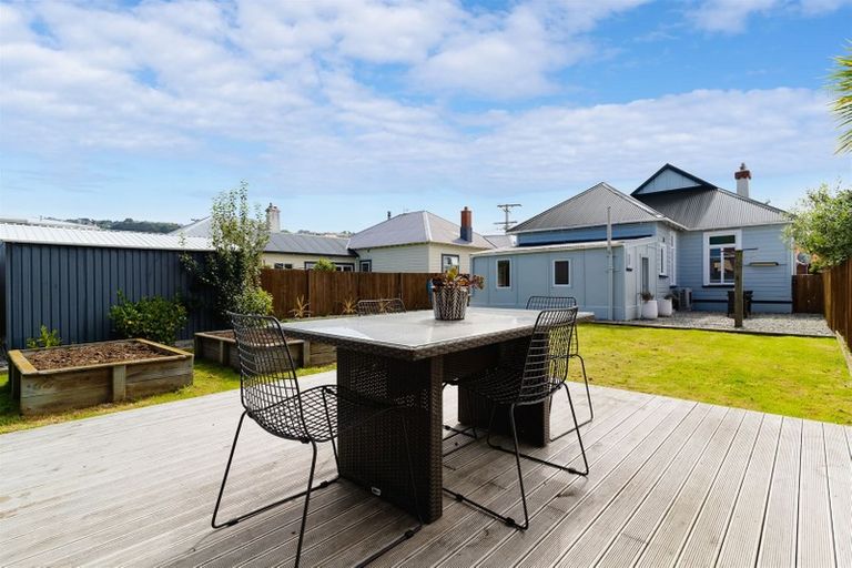 Photo of property in 67 Hargest Crescent, Saint Kilda, Dunedin, 9012