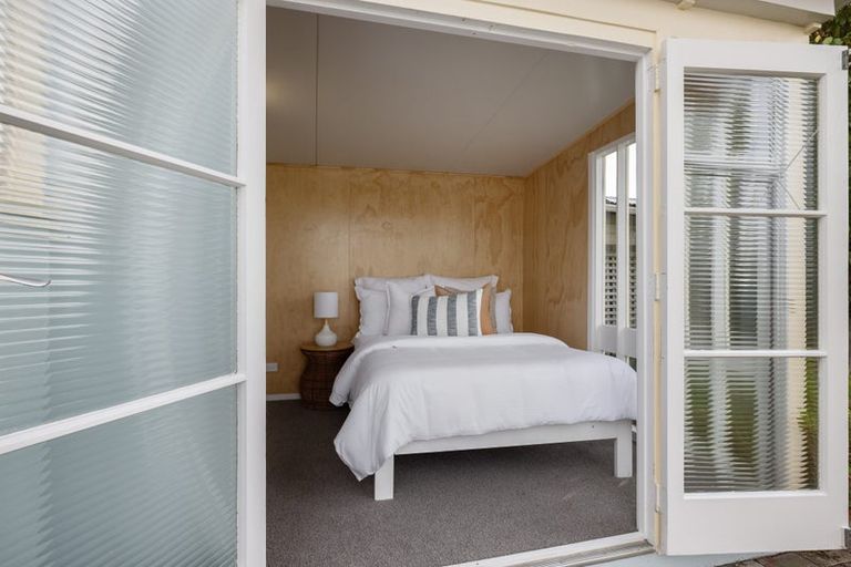 Photo of property in 10 Falcon Street, New Brighton, Christchurch, 8061