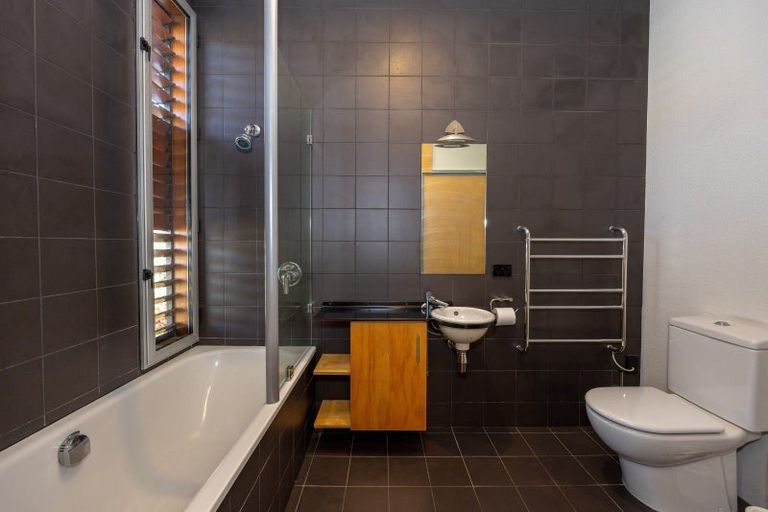 Photo of property in 23 Waimana Place, Wanaka, 9305