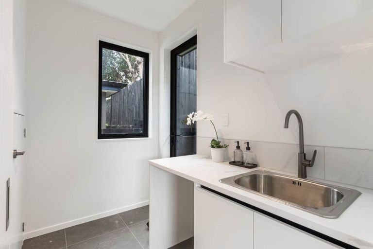 Photo of property in 1a Altair Place, Windsor Park, Auckland, 0632