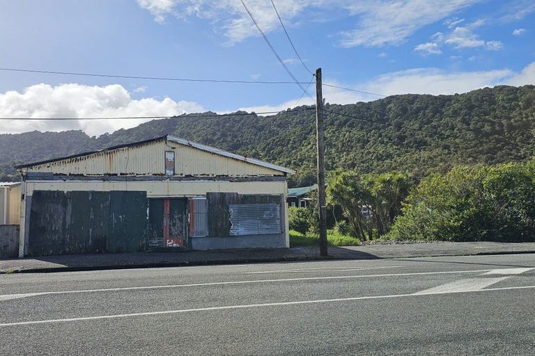 Photo of property in 121 Bright Street, Cobden, Greymouth, 7802