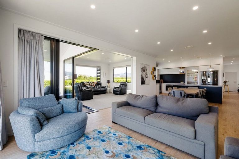 Photo of property in 2 Moemoea Place, Cambridge, 3434