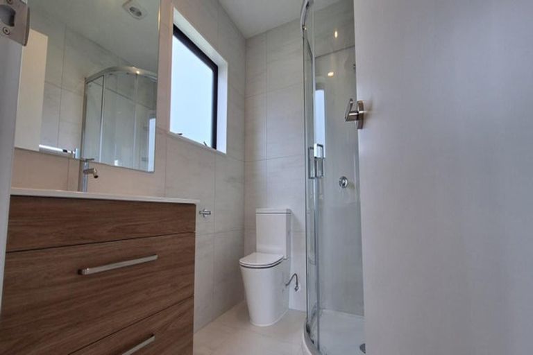 Photo of property in 37c Sylvia Road, Hillcrest, Auckland, 0627