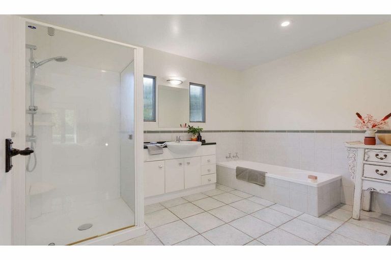 Photo of property in 424 Kerikeri Road, Kerikeri, 0230