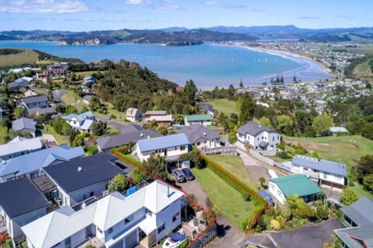 Photo of property in 109 Centennial Drive, Whitianga, 3510