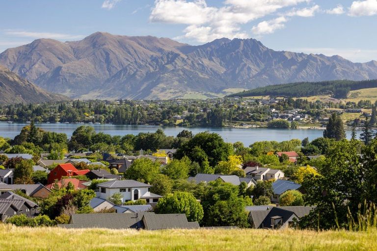 Photo of property in Meadowstone Alpha Series, 6 Tiffany Lane, Wanaka, 9305