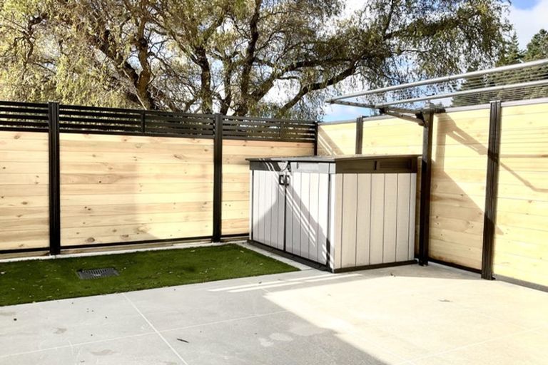 Photo of property in 33 Reakes Crescent, Wallaceville, Upper Hutt, 5018