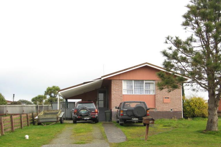 Photo of property in 24 Newbie Place, Heidelberg, Invercargill, 9812