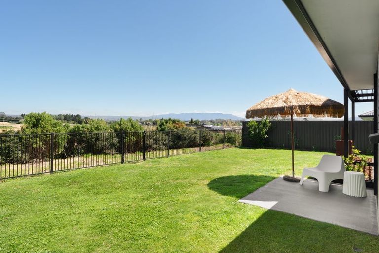 Photo of property in 25 Pioneer Crescent, Omokoroa, 3114