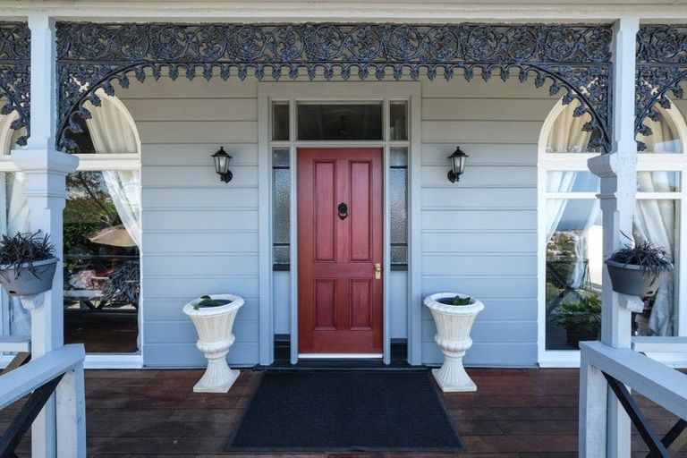 Photo of property in 11 Henderson Street, Mornington, Dunedin, 9011