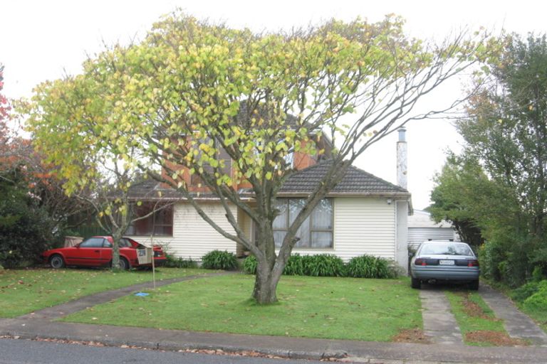 Photo of property in 24 Bowater Place, Manurewa, Auckland, 2102