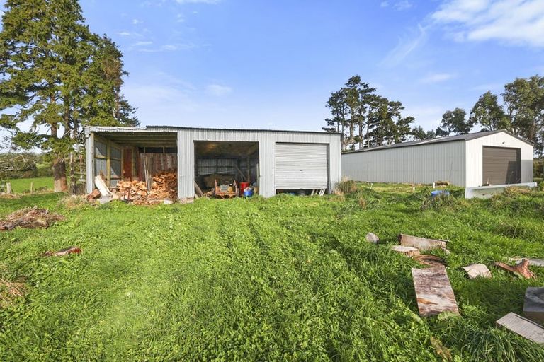 Photo of property in 1467 Mangorei Road, Mangorei, New Plymouth, 4371
