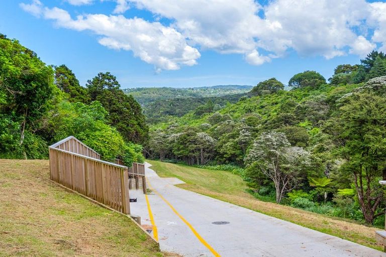 Photo of property in 659b South Titirangi Road, Titirangi, Auckland, 0604