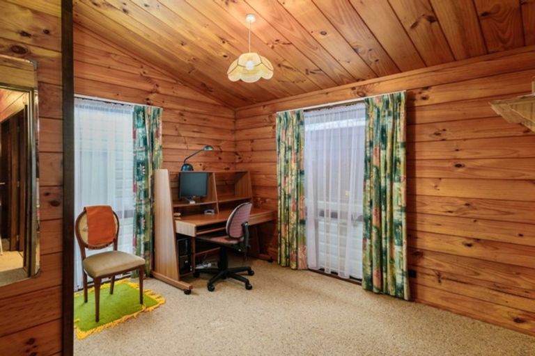 Photo of property in 13 Tumene Drive, Owhata, Rotorua, 3010