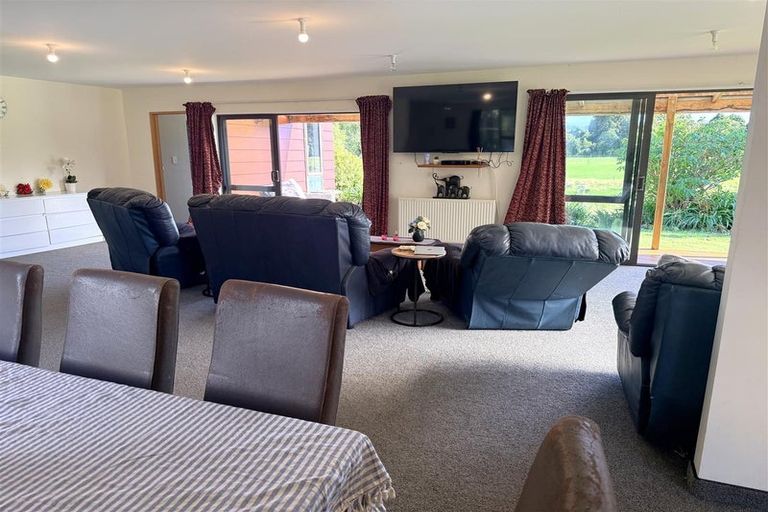 Photo of property in 184 Golf Links Road, Kaiata, Greymouth, 7805