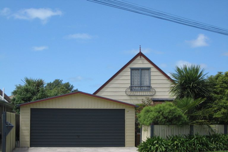 Photo of property in 8 Bishopsworth Street, Hillsborough, Christchurch, 8022