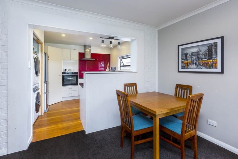 Photo of property in 40a Ebdentown Street, Ebdentown, Upper Hutt, 5018