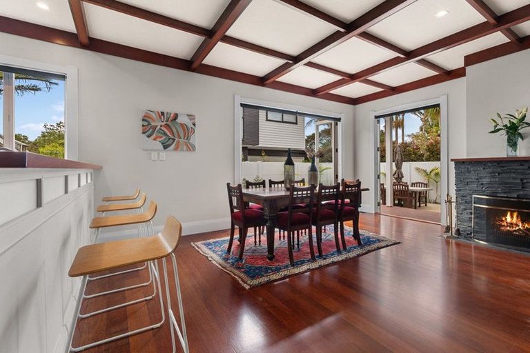 Photo of property in 24 Norwood Road, Bayswater, Auckland, 0622