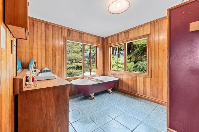 Photo of property in 890a Otaraoa Road, Tikorangi, Waitara, 4383